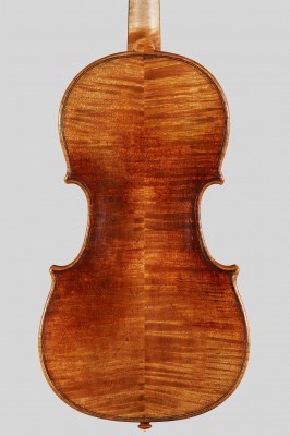 Alessandro Camilletti violino fondo 2020 ..jpg